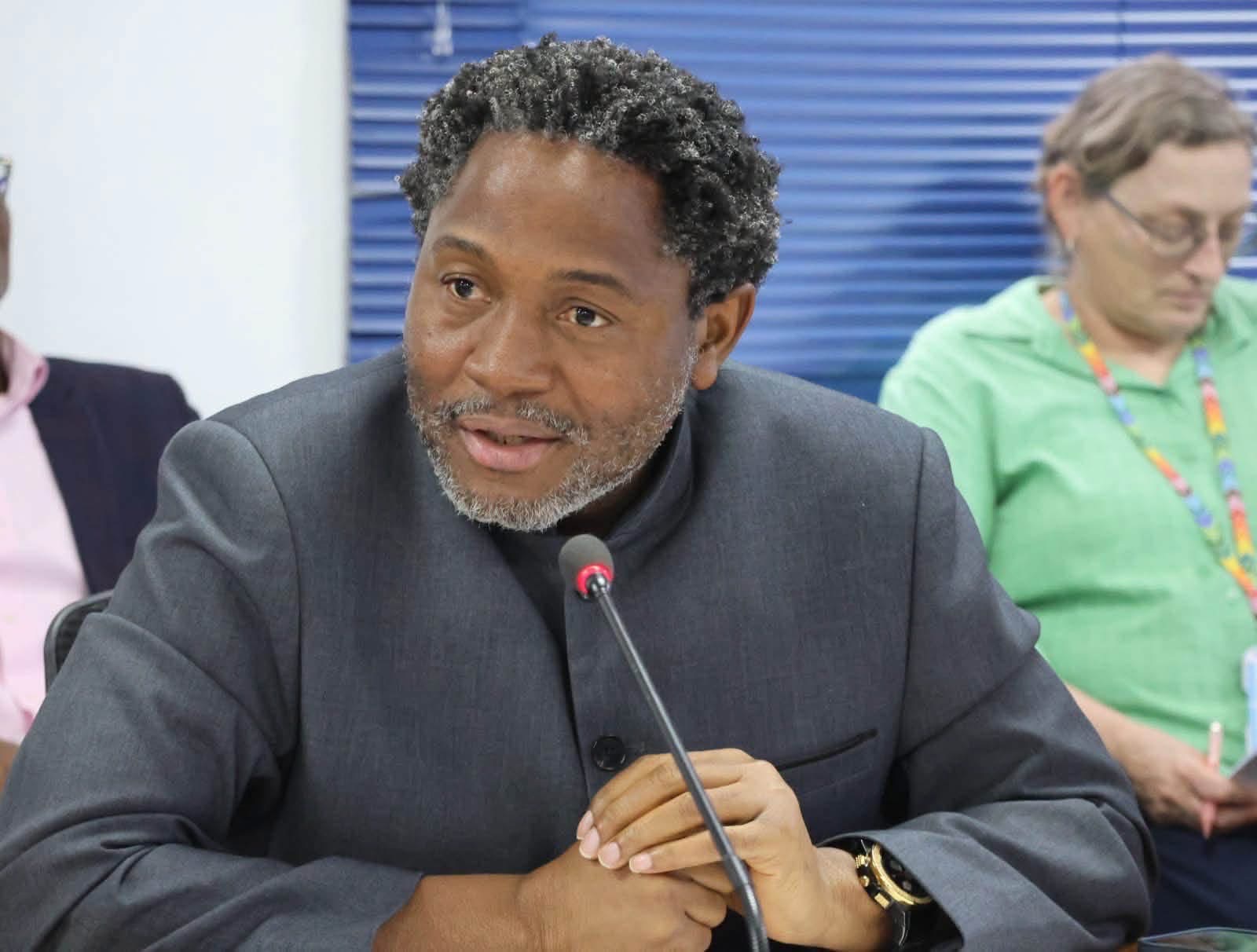 Navigating Development in a World of Crisis: Resilience, Equity and Planetary Stewardship — Photo 03